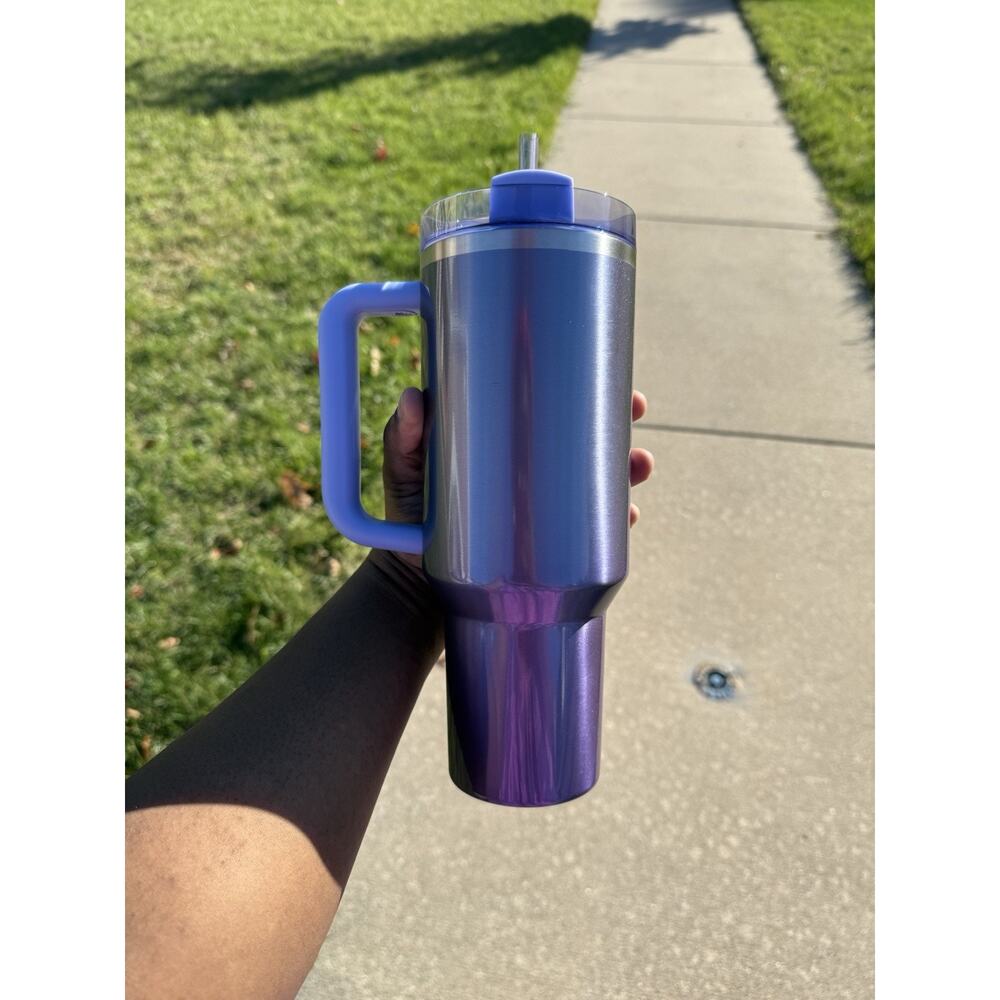 Stanley X Starbucks Taiwan FANTASY PURPLE GRADIENT 40oz Quencher Tumbler BNWT - Picture 3 of 9